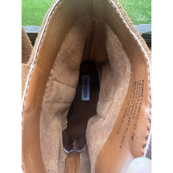 Steve Madden Romney Chestnut Brown Suede Block Heel 7 Like New pull on leather - Picture 10 of 11